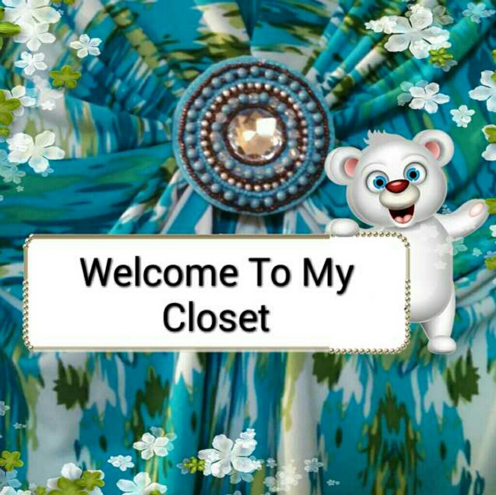 Welcome to my closet 🙂 - Picture 2 of 5